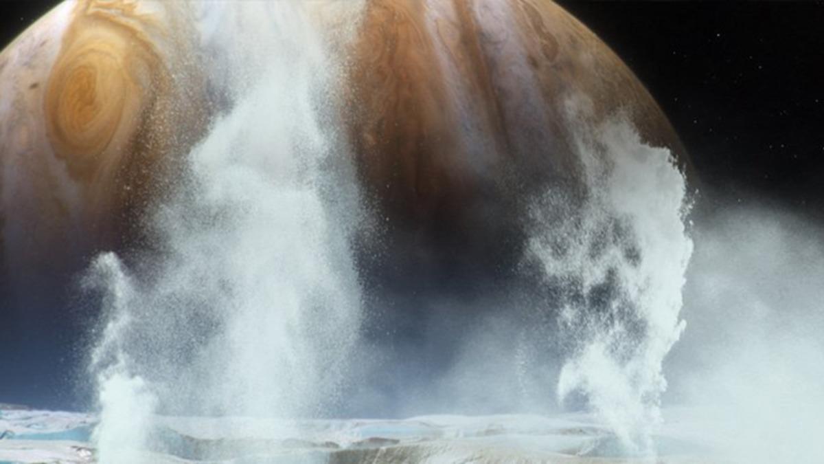 NASA, Jüpiter’in Uydusu Europa’da Su Bulutları Olduğunu Açıkladı