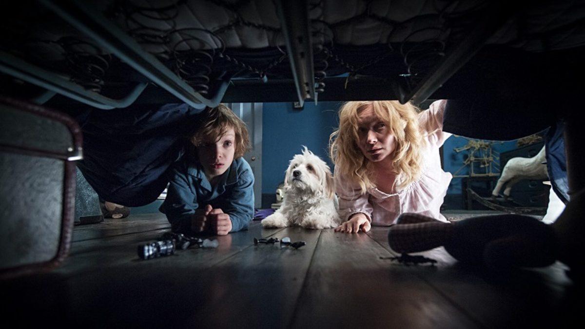 Popüler Korku Filmleri Hakkında Hayranlar Tarafından Ortaya Atılan 10 Çılgın Teori