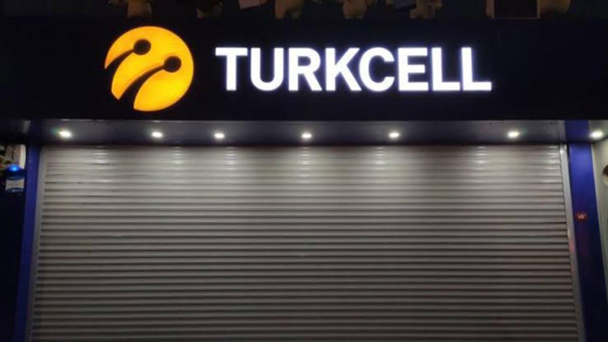 Binlerce İnsan ’Yanlışlıkla’ Turkcell Abonesi Olarak Görünüyor