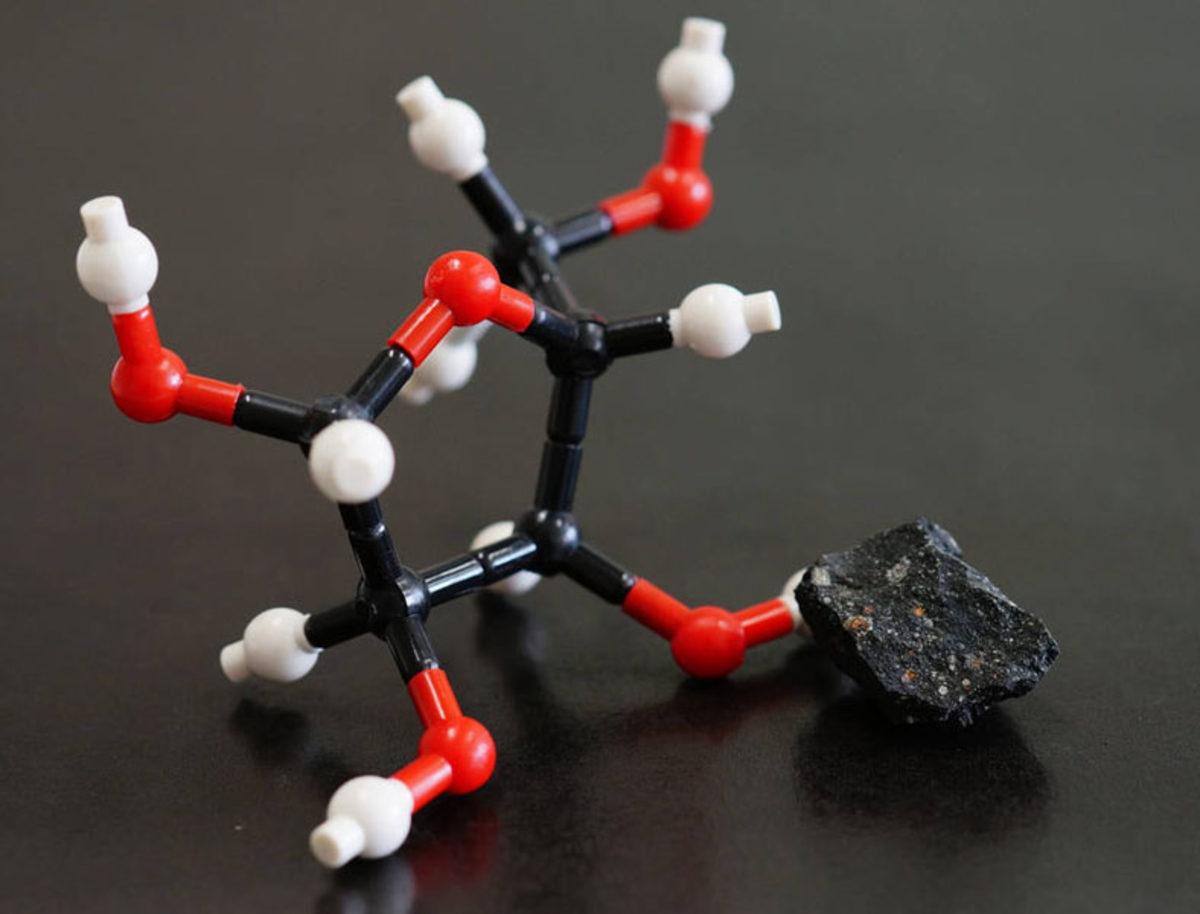 Araştırmacılar, İki Farklı Meteorda Şeker Molekülleri Buldu