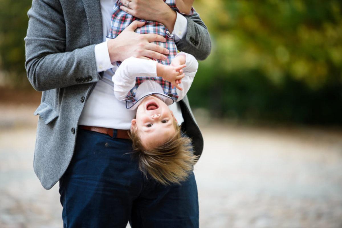 Doğal Yollarla Çocukları Güldürme Rehberi: Gülümseyen Fotoğraflar Yakalamak için 10 Madde