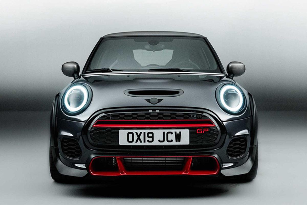 Mini Cooper, Şimdiye Kadarki En Hızlı Aracı John Cooper Works GP’yi Duyurdu