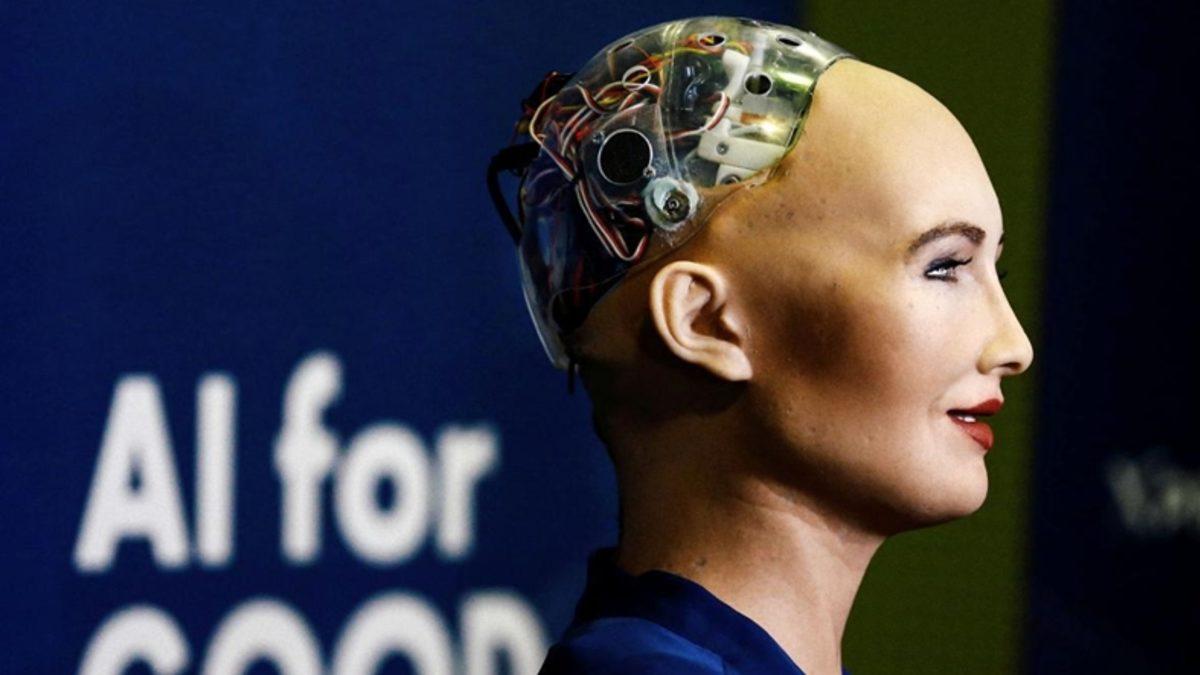 İnsansı Robot Sophia, Çizdiği Portre ile Herkesi Şaşkınlığa Uğrattı