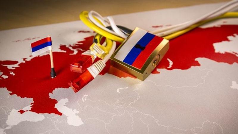 Rusya, iPhone Dahil Birçok Ürünün Satışını Yasaklıyor