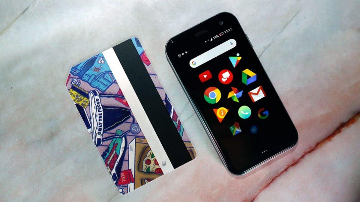 Avuçların Arasında Kaybolan Telefon Palm Phone, Satışa Sunuldu