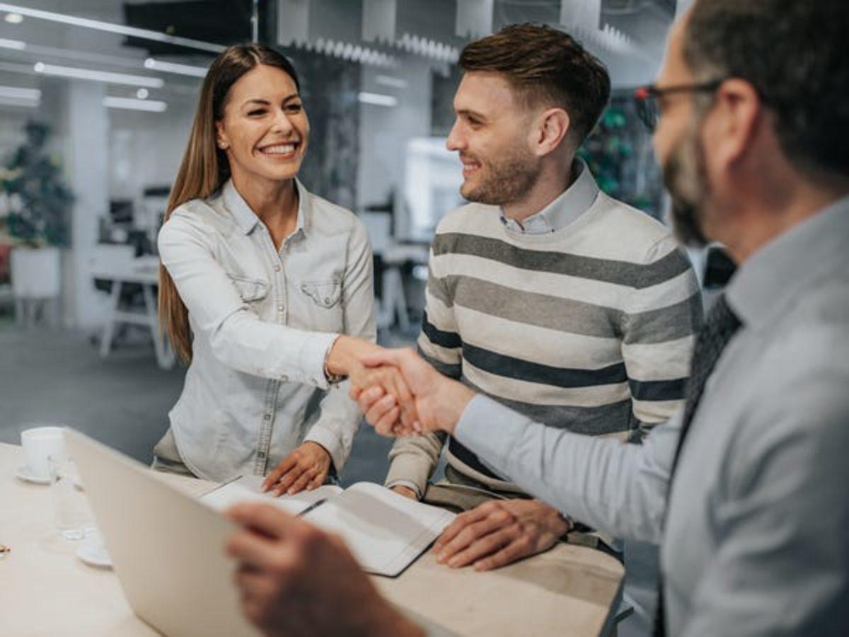 Yalnızca Lisans Diploması Gerektiren Ancak 10 Yıl İçinde Yok Olması Muhtemel 12 Meslek