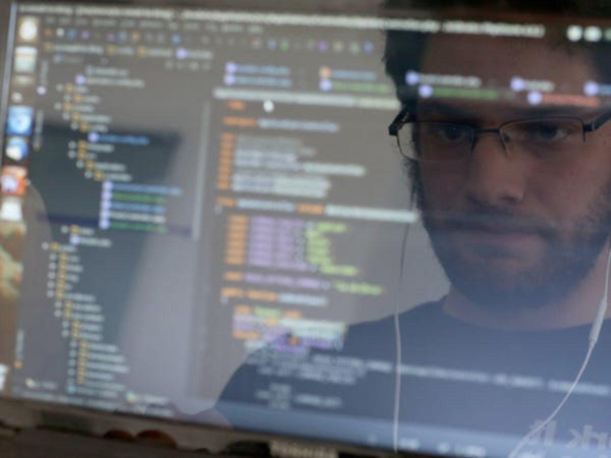 Yalnızca Lisans Diploması Gerektiren Ancak 10 Yıl İçinde Yok Olması Muhtemel 12 Meslek