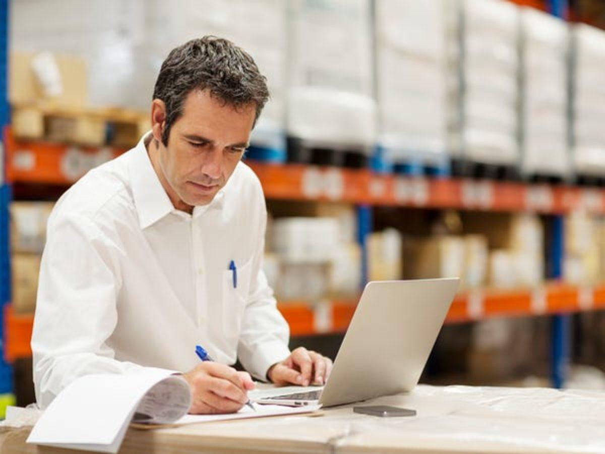 Yalnızca Lisans Diploması Gerektiren Ancak 10 Yıl İçinde Yok Olması Muhtemel 12 Meslek