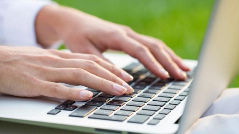 10 Parmak Klavye Kullanmak İçin 10 İşe Yarar İpucu