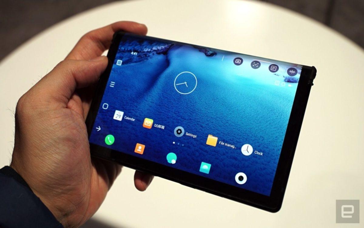 Dünyanın ’Gerçekten’ Katlanabilen İlk Telefonu: Karşınızda Royole FlexPai