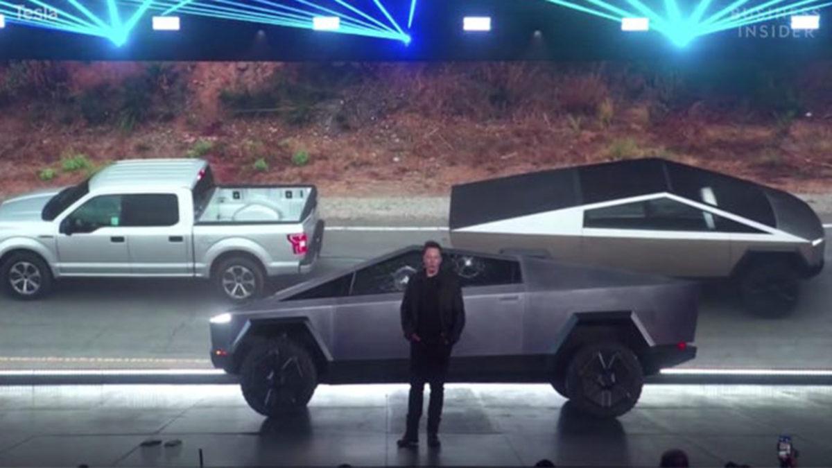 Tesla Cybertruck ve Ford F150 Halat Çekme Yarışına Tutuştu (Video)