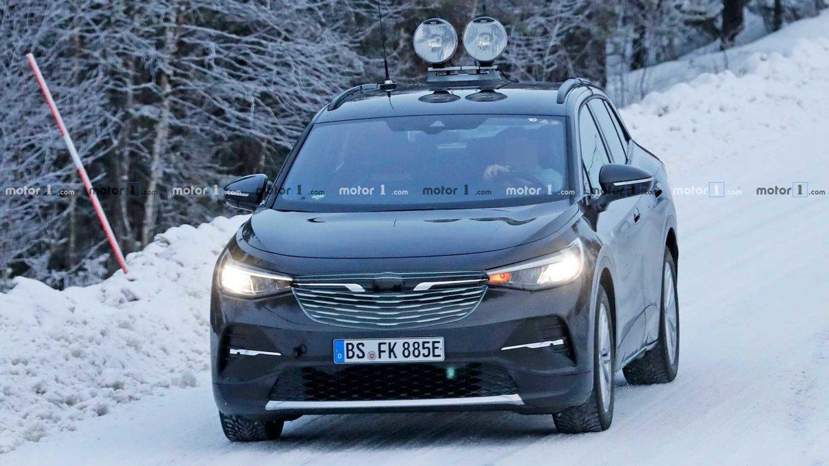 Volkswagen, Yeni Elektrikli Modeli ID.4’ü ’Gizlemek’ İçin İlginç Bir Yöntem Kullandı