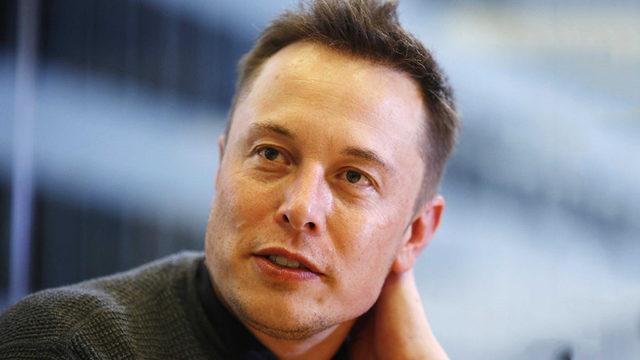 Elon Musk’tan SEC’e Atar: Tweet Atmamı Asla Engelleyemezsiniz