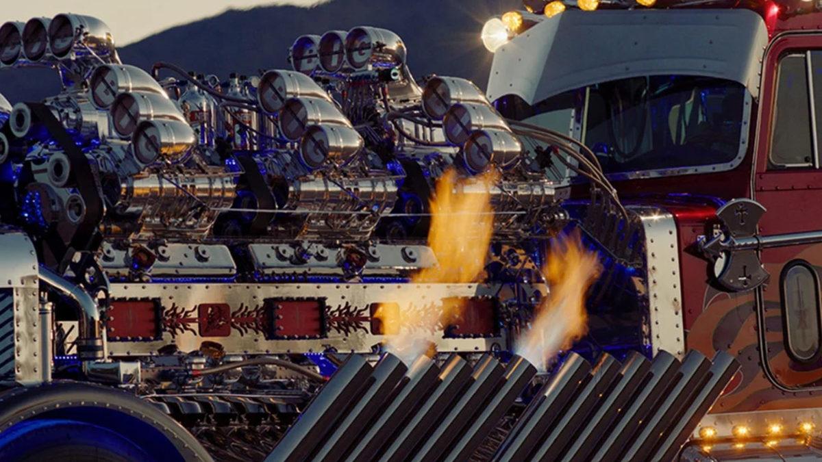 Optimus Prime’ın ’Keşke Buna Dönüşseydim’ Diyeceği Kamyon 12 Milyon Dolara Satıldı