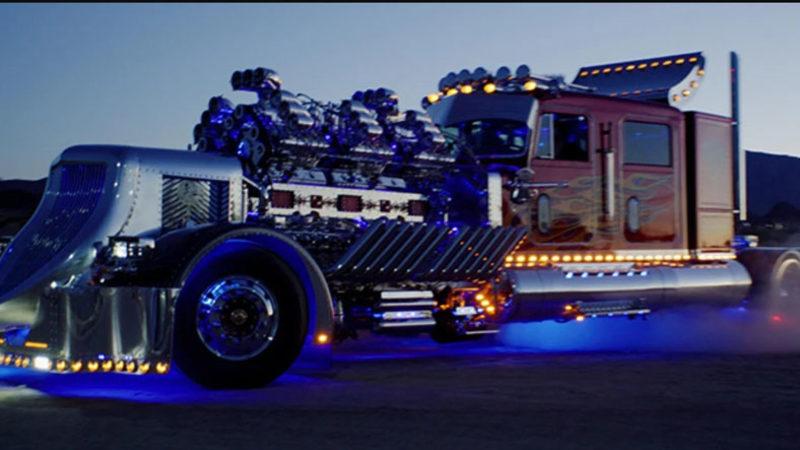 Optimus Prime’ın ’Keşke Buna Dönüşseydim’ Diyeceği Kamyon 12 Milyon Dolara Satıldı