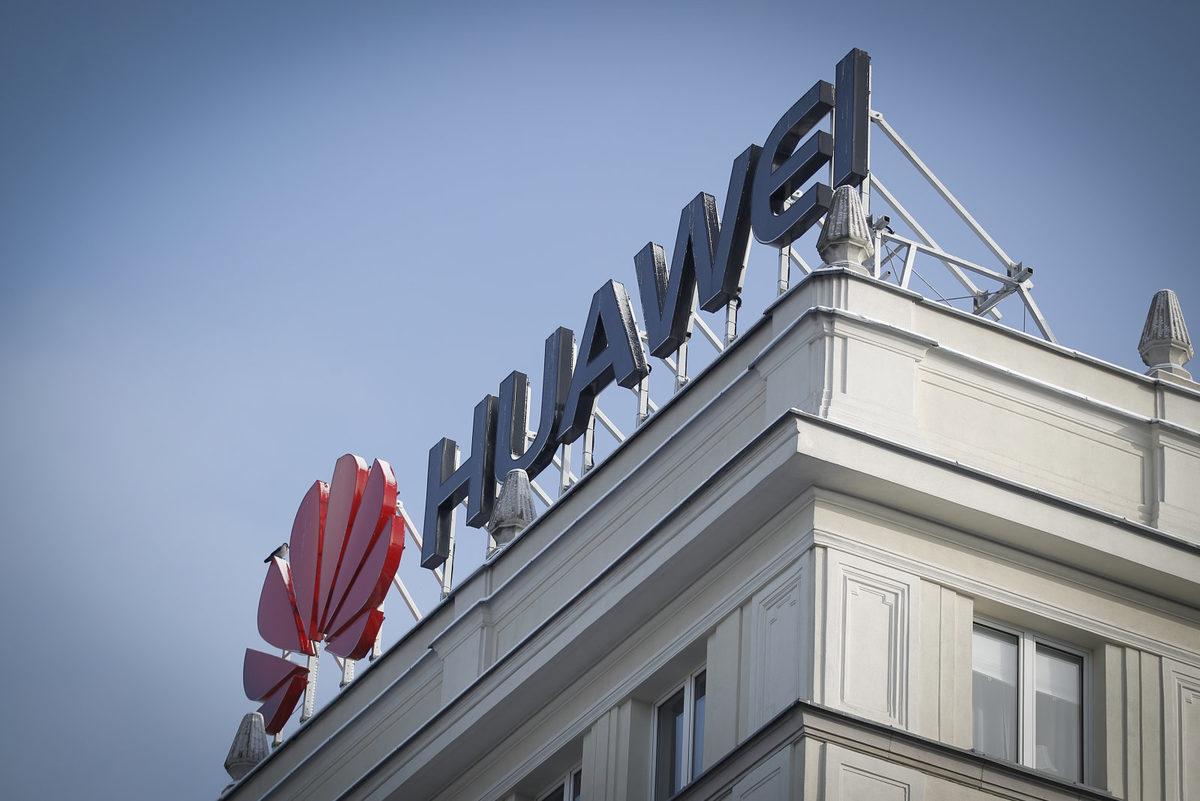 Huawei, Casusluk Gerekçesiyle Tutuklanan Çalışanını Kovdu