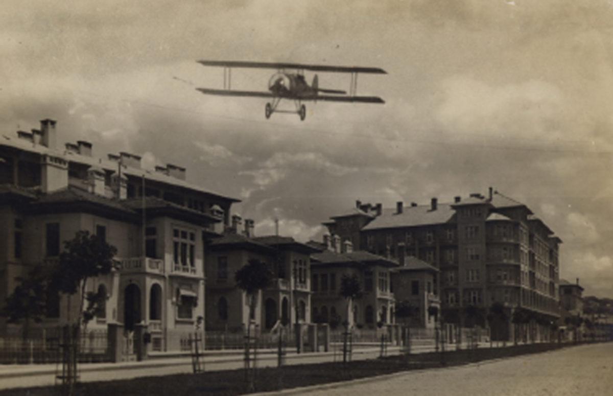 Türkiye’nin İlk Hava Zaferini Kazanan Savaş Pilotu Vecihi Hürkuş’un Hayat Hikayesi