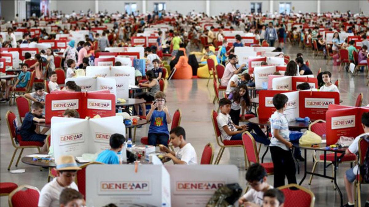 Teknoloji Bakanı’ndan ’Deneyap Atölyeleri’ Açıklaması: 12 İlde Başlıyor