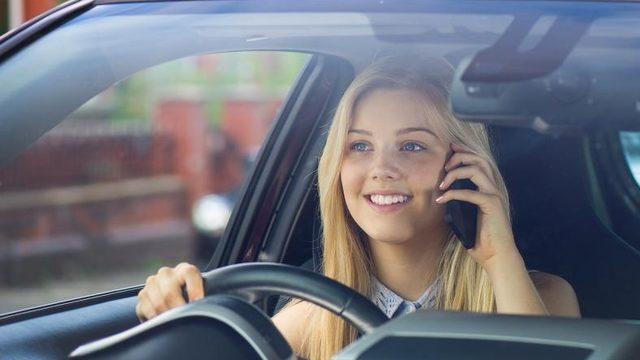 Avustralya’da Trafikte Telefon Kullananları Tespit Eden Kameralar Kullanıma Sokuldu