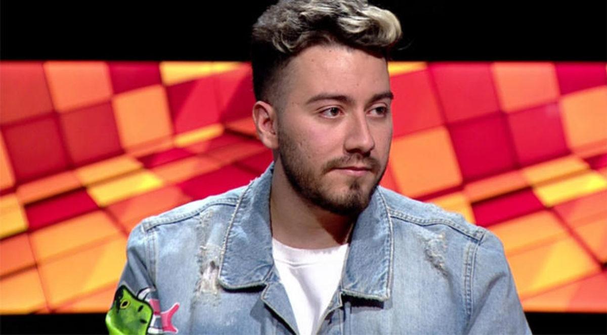 Enes Batur, ’Ayda 300 Bin TL Kazanıyor musun?’ Sorusuna Cevap Verdi