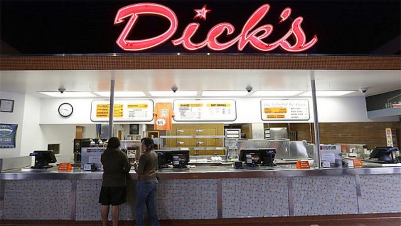 Milyarder Bill Gates, Hamburger Yemek İçin Sırada Beklerken Yakalandı