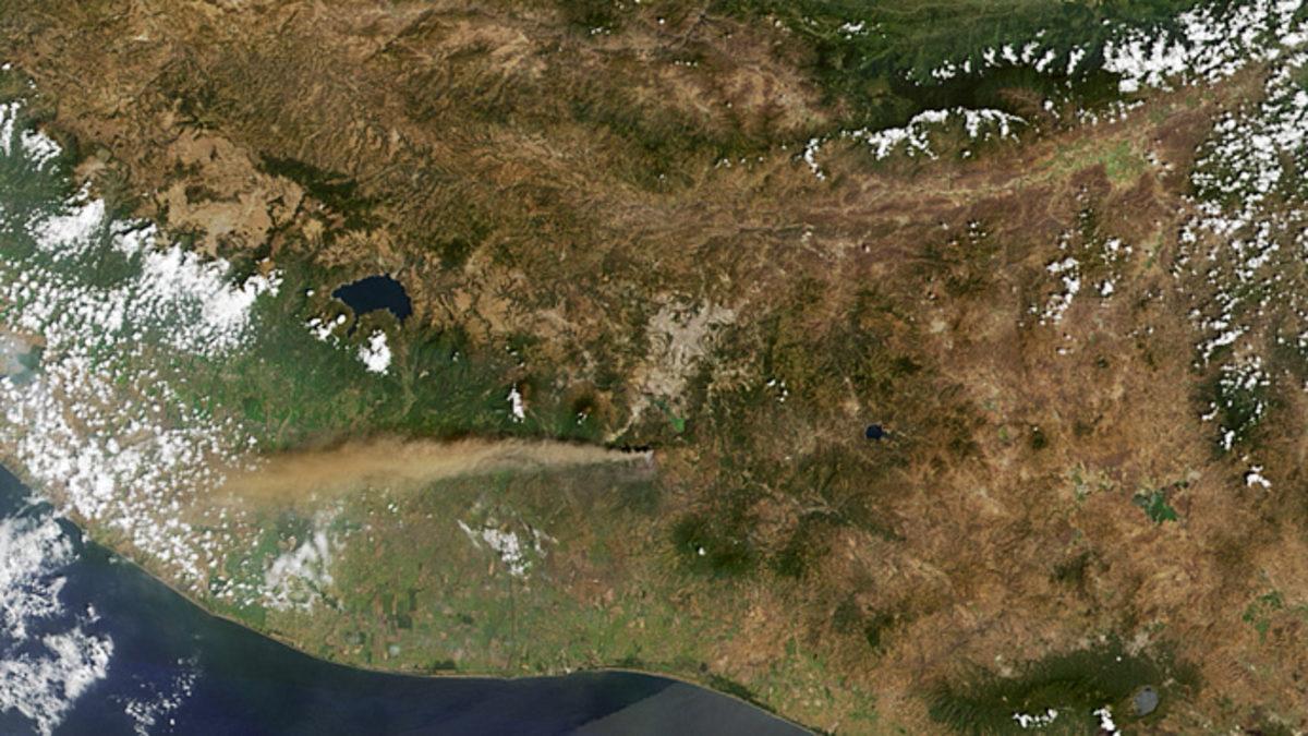 Dünyada Bulunan Dağların ve Volkanların Uzaydan Çekilmiş 35 Muhteşem Fotoğrafı