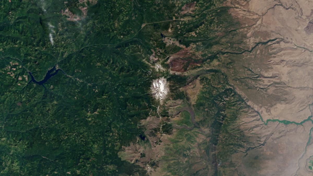 Dünyada Bulunan Dağların ve Volkanların Uzaydan Çekilmiş 35 Muhteşem Fotoğrafı