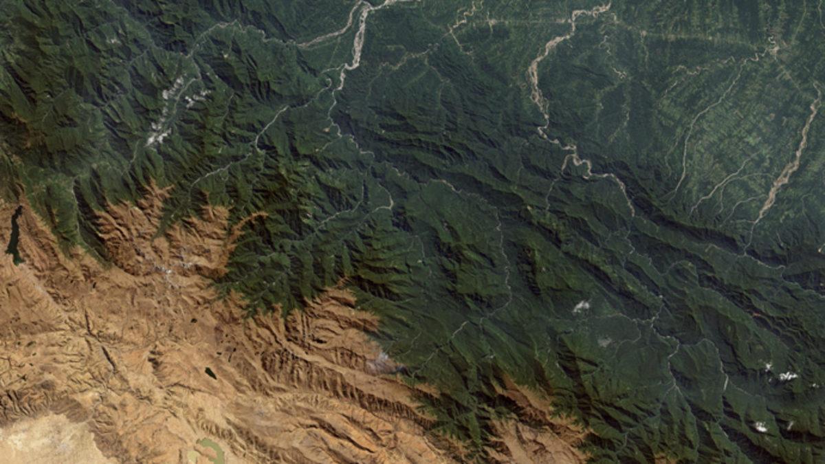 Dünyada Bulunan Dağların ve Volkanların Uzaydan Çekilmiş 35 Muhteşem Fotoğrafı