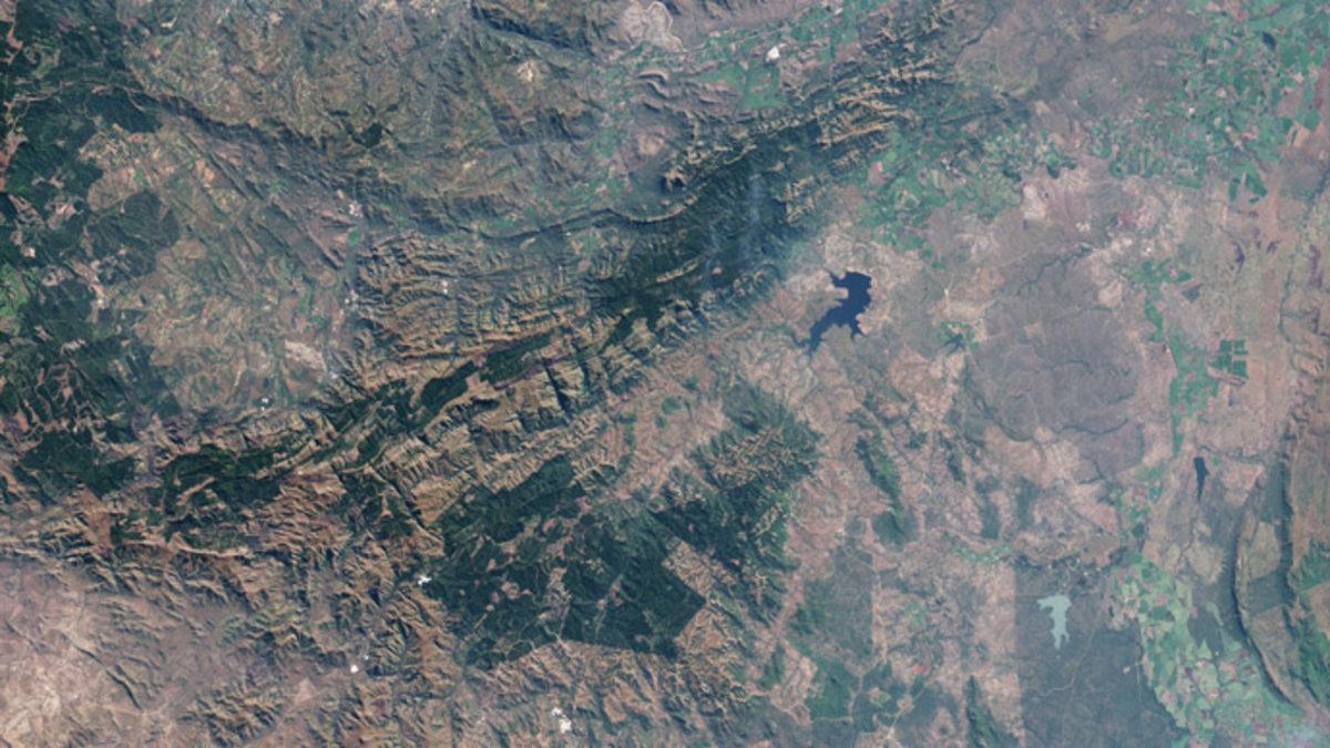 Dünyada Bulunan Dağların ve Volkanların Uzaydan Çekilmiş 35 Muhteşem Fotoğrafı