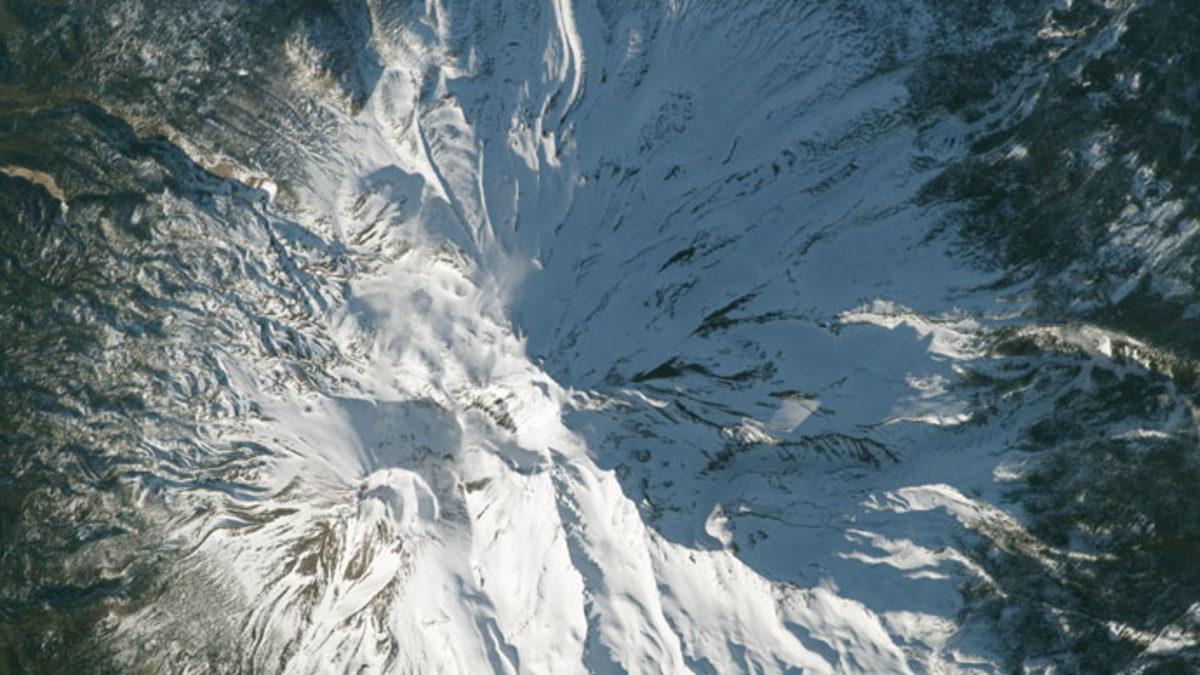 Dünyada Bulunan Dağların ve Volkanların Uzaydan Çekilmiş 35 Muhteşem Fotoğrafı