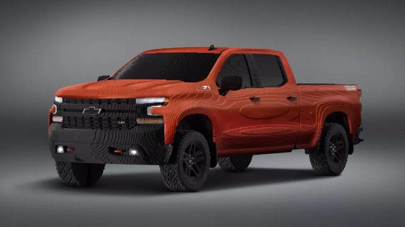 Legolardan Gerçek Boyutlarında Bir Chevrolet Silverado Yapıldı