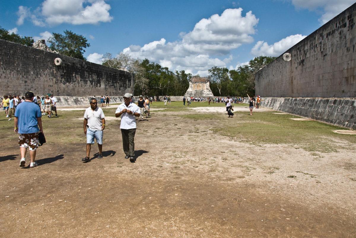 Antik Medeniyetler Tarihi 1. Bölüm: Stadyumlarda İnsan Kafasıyla Top Oynayan MAYALAR