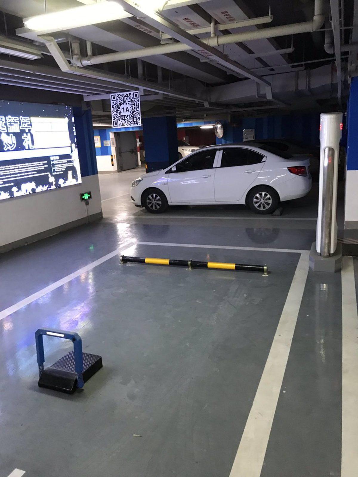 Tesla’nın Yeni Supercharger’larına Tesla Dışında Başka Araçlar Nasıl Giremiyorlar?