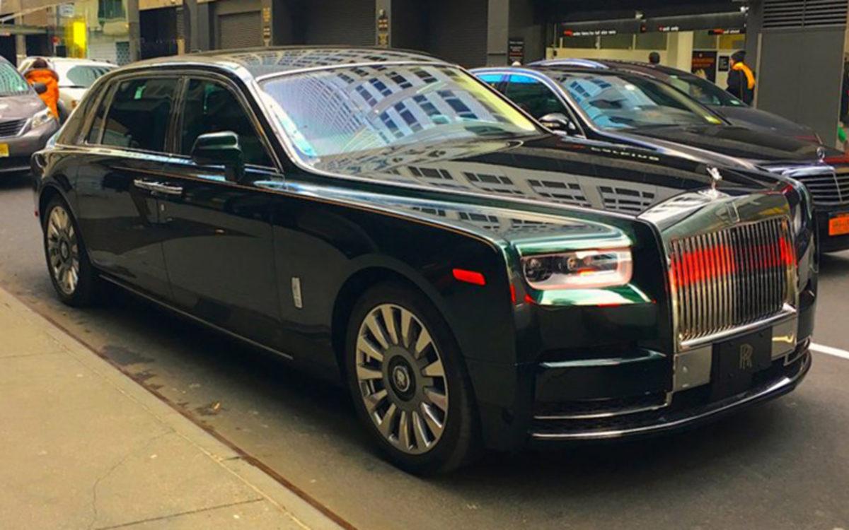 Gözünüze Bir Yerlerden Tanıdık Gelecek 10 Çakma Otomobil (Çin Bunu Beğendi)