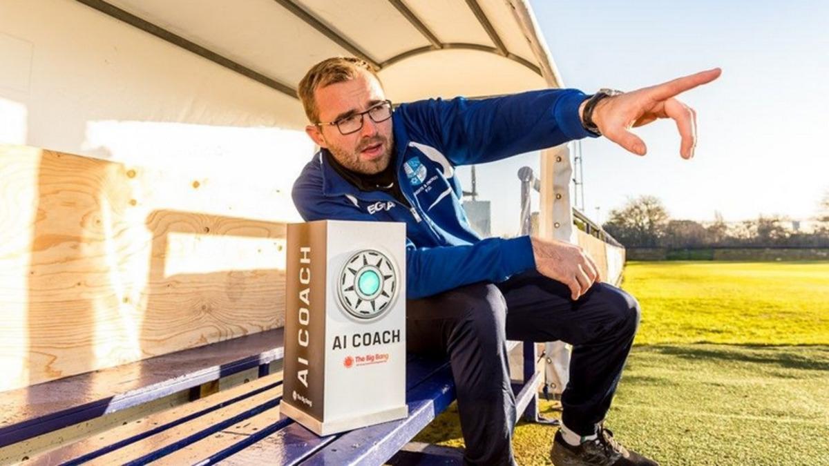 İngiltere’de Bir Futbol Takımı, Ekibin Başına Yapay Zekayı Getirdi