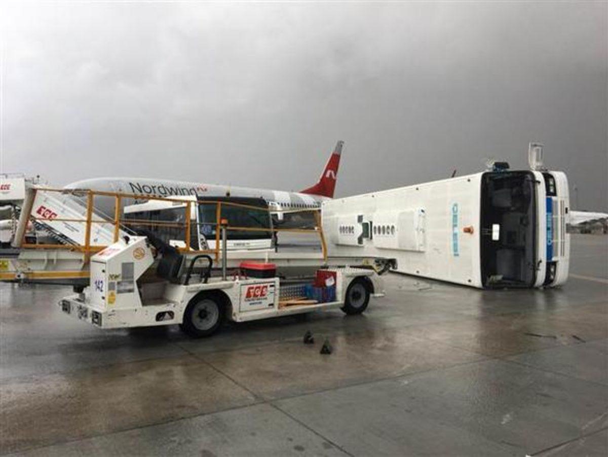 İklimler Değişiyor: Antalya’da Hortum Meydana Geldi