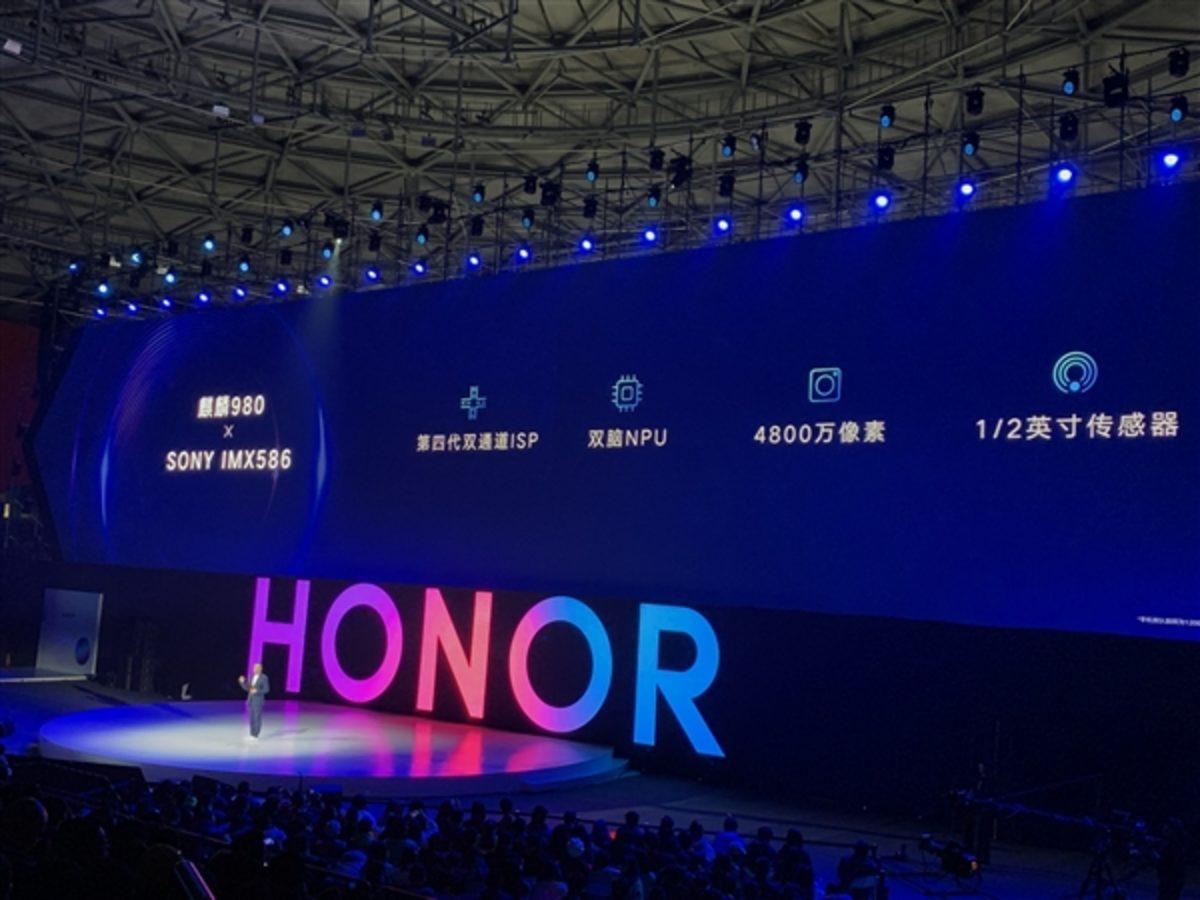 Honor, Katlanabilir Telefonların Mantıksız Olduğunu Düşünüyor