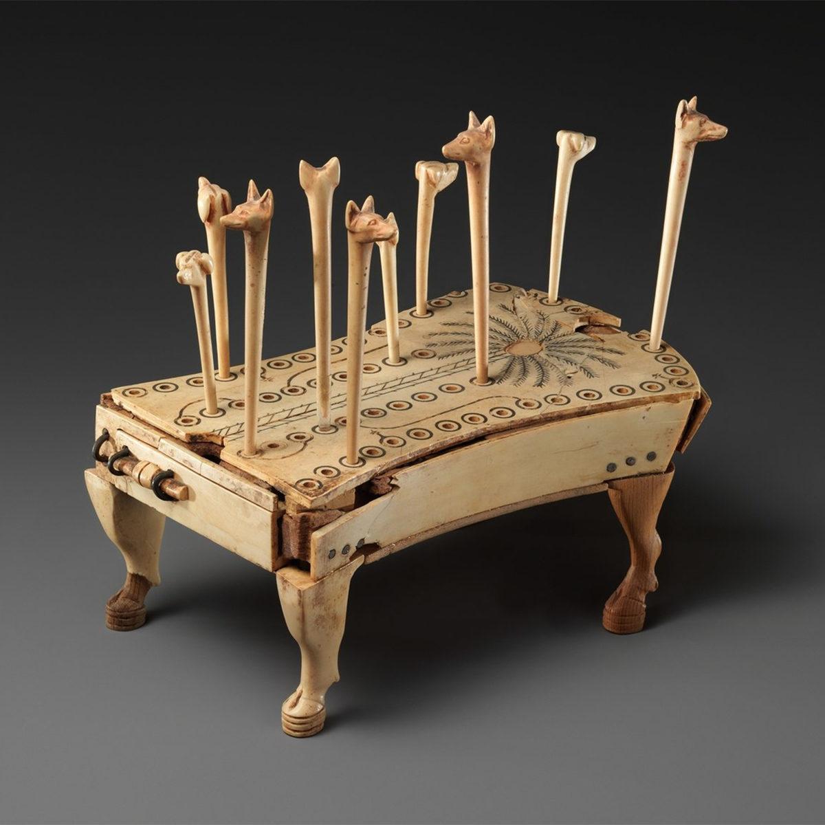 Tarih Boyunca Oynanan En İlginç 12 Masa ve Zar Oyunu