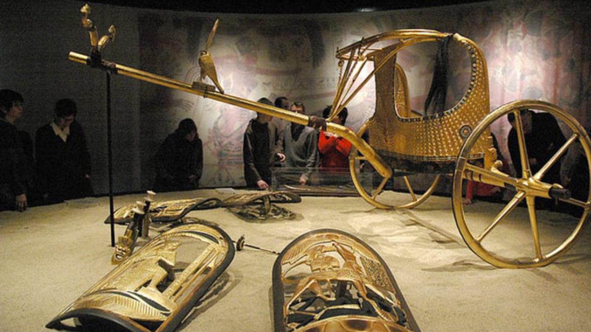 Firavun Tutankamon’un Mezarından Günümüze Ulaşan 15 Tuhaf Şey