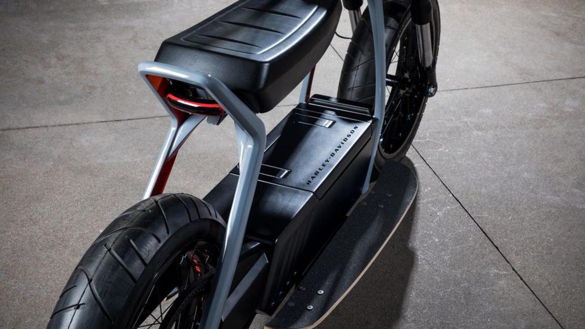 Harley Davidson, Alışılmış Tasarımın Dışına Çıkan Yeni Elektrikli Motosiklet Konseptlerini Tanıttı