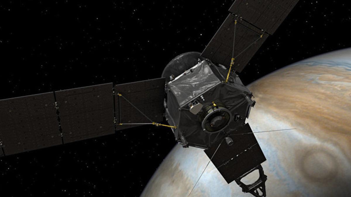 NASA, Jüpiter’de Oldukça Büyük Bir Kasırga Keşfetti