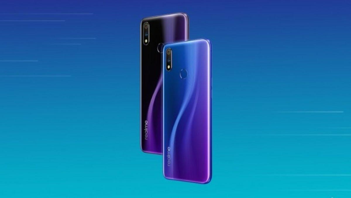 Realme 3 Pro, Karanlık Mod Kısayolu Getiren Bir Güncelleme Aldı