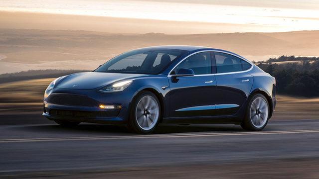 Tesla Otomobili Çalan Zeki(!) Hırsız, Takip Sistemiyle Yakayı Ele Verdi