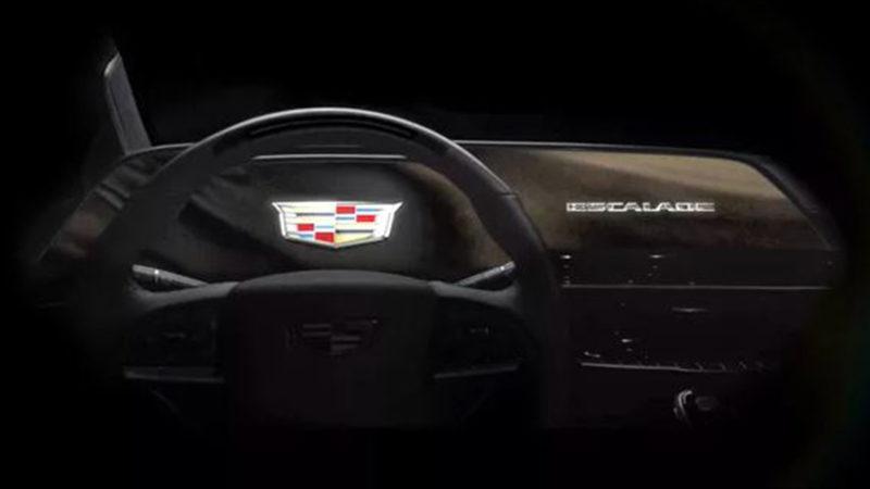 2021 Cadillac Escalade, Ön Konsolunda 38 İnçlik OLED Ekrana Sahip Olacak