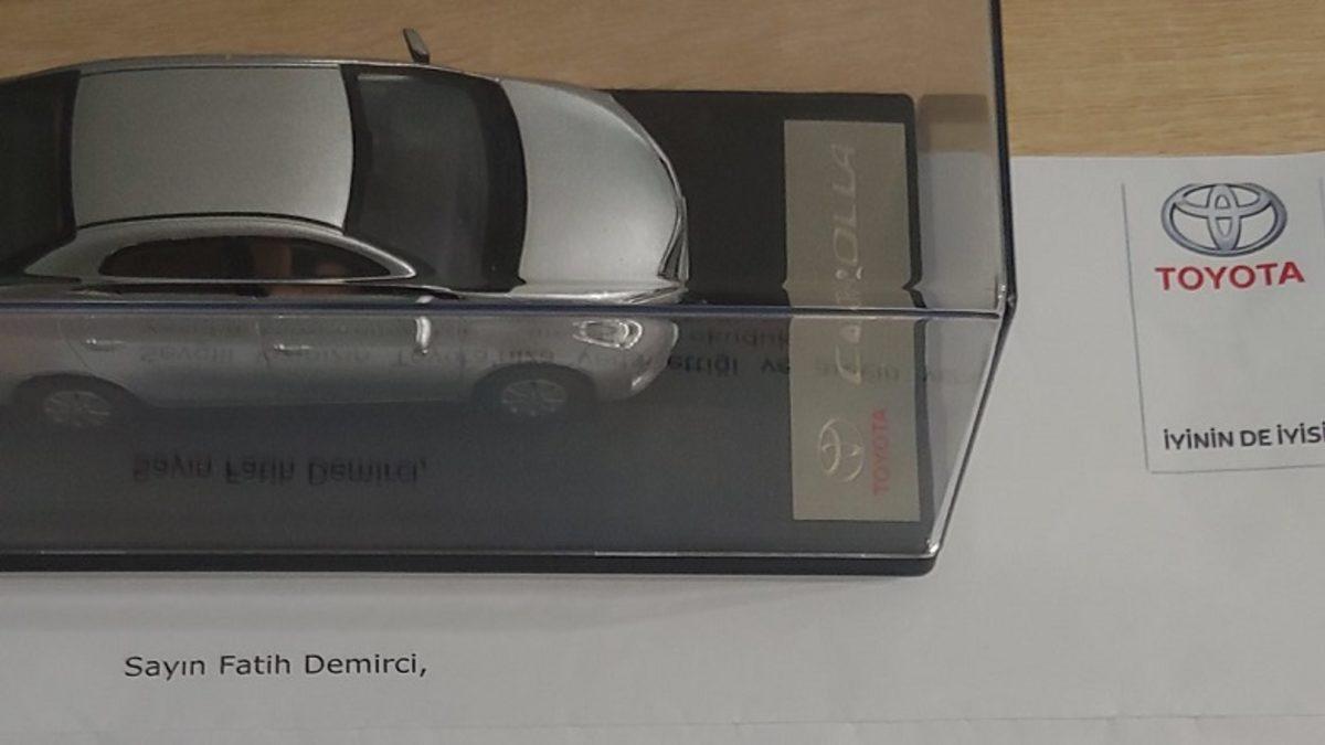 Toyota Türkiye, 9 Yaşındaki Kızın Arabasına Veda Ettiği Mektuba Jestle Döndü