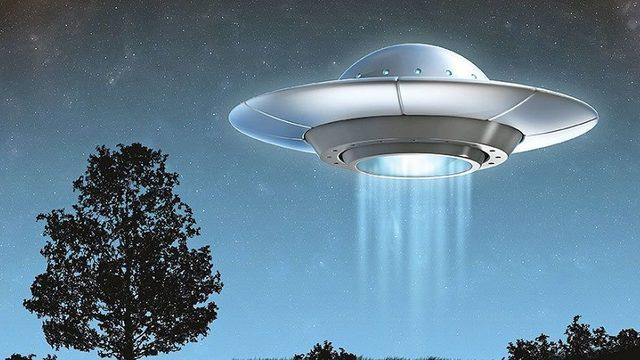 Bir YouTuber, Paylaştığı UFO Videolarıyla İzleyenleri Şaşırttı