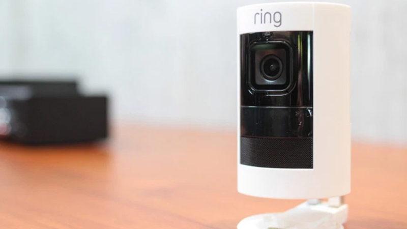 Evindeki Kablosuz Kamerasının Şifresi Kırılan Kadın, Bir Hackerın Tacizine Uğradı