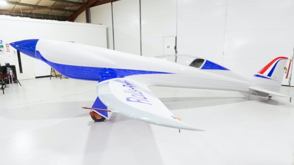 Rolls-Royce, Hız Rekoru Kırmak İçin Geliştirdiği Yeni Elektrikli Uçağını Tanıttı