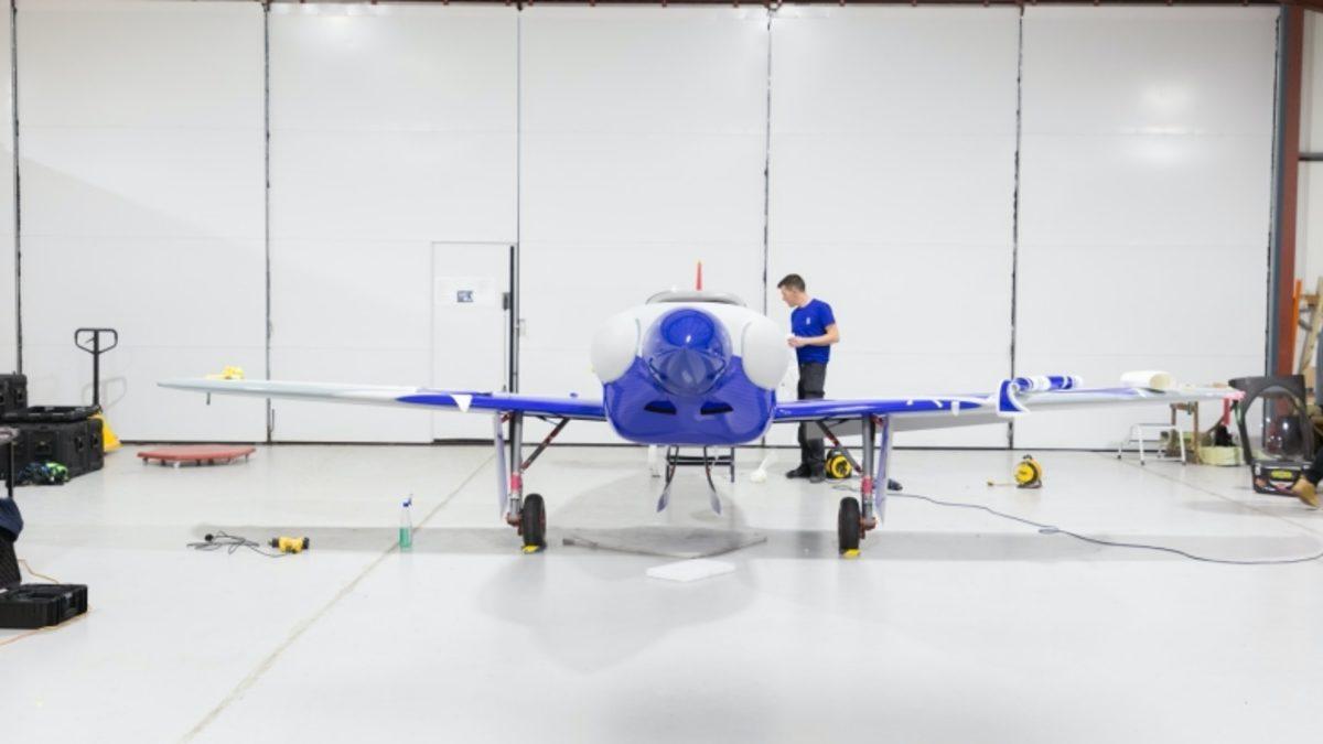 Rolls-Royce, Hız Rekoru Kırmak İçin Geliştirdiği Yeni Elektrikli Uçağını Tanıttı