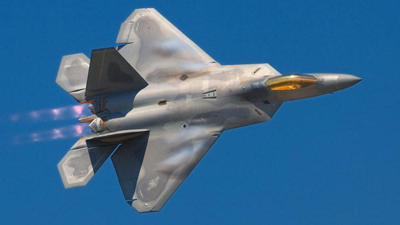 ABD’nin Hiçbir Ülkeye Vermediği Gökyüzündeki Ölüm Makinesi: F-22 Raptor